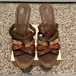 Flexi Women's Multi-Tone Leather Sandals